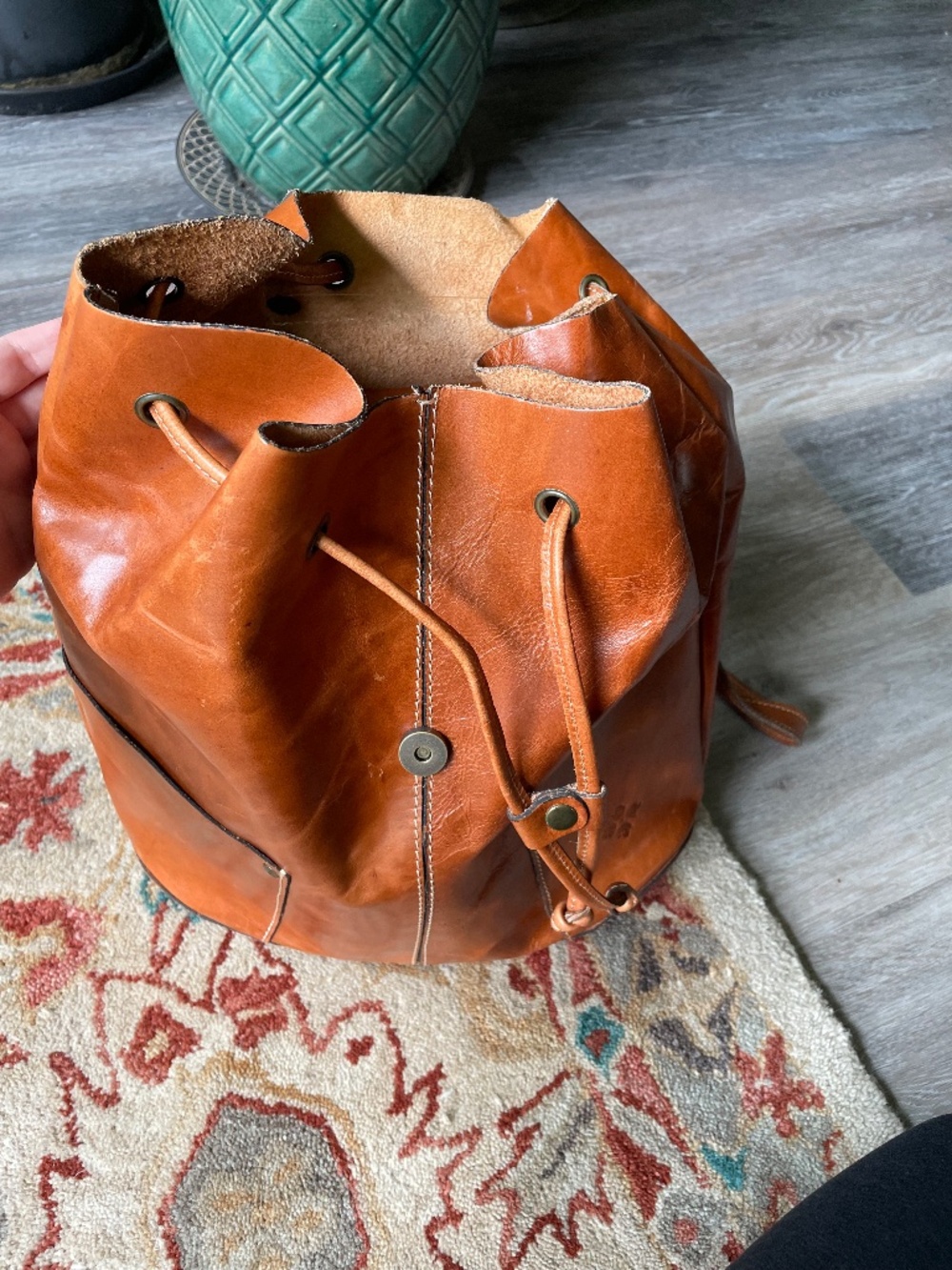 Leather backpack - Picture 5 of 5